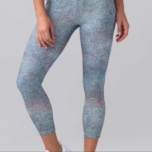 Lululemon Final Lap Crop Summer Haze 10 - Like New